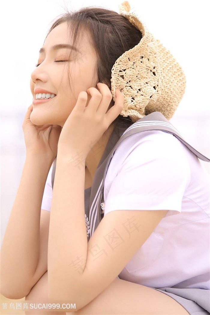 男人下面进女人下面视频免费